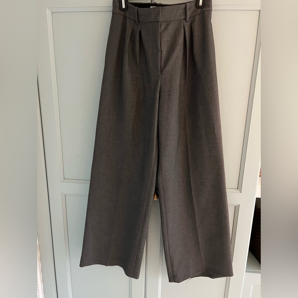Aritzia Founders Trouser Pant in Charcoal Gray Size XS Selling 6